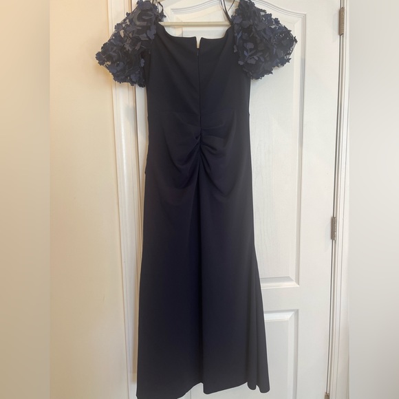 Xscape Off-The-Shoulder Floral Sleeve Gown in Size 14, Navy - Picture 7 of 9